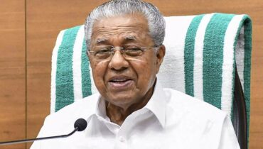 രേവന്ത് റെഡ്ഡിക്കെതിരെ രൂക്ഷവിമർശനവുമായി മുഖ്യമന്ത്രി; സ്വന്തം നാട്ടിൽ പാവപ്പെട്ടവന്റെ കിടപ്പാടങ്ങൾക്ക് മീതെ ബുൾഡോസർ കയറ്റിയിറക്കുന്നത് മറച്ചുവച്ച്  കേരളത്തെ അവഹേളിക്കുന്നു