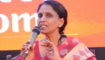 വിവാദ പ്രസംഗവുമായി ആർ ശ്രീലേഖ; ലൗ ജിഹാദ് നടക്കുമ്പോൾ പോലും കണ്ണടച്ചിരിക്കുന്ന സർക്കാരാണ് ഇവിടെയുളളത്