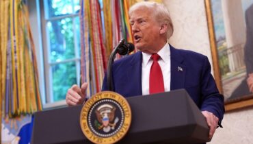 ഇറാനുമായി തിങ്കളാഴ്ച ഒരു കരാറിലെത്താൻ കഴിയുമെന്ന്  ട്രംപ്