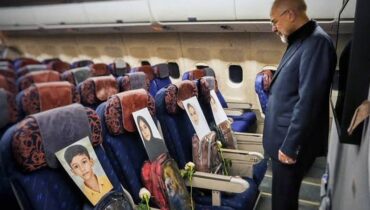 ചര്‍ച്ചയ്ക്കെത്തിയ  വിമാനത്തിൽ സഹയാത്രികരായി മിനാബില്‍ കൊല്ലപ്പെട്ട 168 കുഞ്ഞുങ്ങളും; ചിത്രം പങ്കുവെച്ച് ഇറാന്‍ സ്പീക്കര്‍