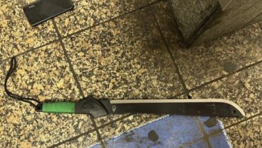 ന്യൂയോർക്കിൽ കത്തികുത്ത്;  പൊലീസിൻ്റെ വെടിയേറ്റ്  പ്രതി കൊല്ലപ്പെട്ടു