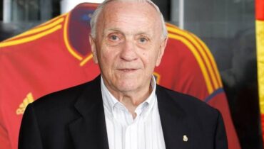 റയല്‍ മാഡ്രിഡ് മുന്‍ പ്രതിരോധനനിര താരം എമിലിയോ സാന്താമരിയ അന്തരിച്ചു