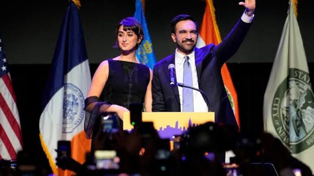 കൗമാരപ്രായത്തിൽ സോഷ്യൽ മീഡിയയിൽ നടത്തിയ ‘ഹാനികരമായ’ പോസ്റ്റുകൾക്ക് ക്ഷമ ചോദിച്ച് ന്യൂയോർക്ക് മേയർ മംദാനിയുടെ ഭാര്യ റമ ദുവാജി