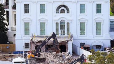 ട്രംപിന് ആശ്വാസം; വൈറ്റ് ഹൗസിലെ ബോൾറൂമിന്റെ നിർമ്മാണം പൂർണ്ണമായും പുനരാരംഭിക്കാമെന്ന് അപ്പീൽ കോടതി