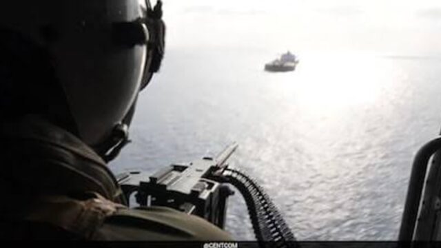 ഇറാൻ സമുദ്രപാതയിലെ  ട്രംപിൻ്റെ നാവിക ഉപരോധം; നടുക്കടലിൽ കപ്പലിനുനേരെ തോക്കുചൂണ്ടി യുഎസ് സൈന്യം