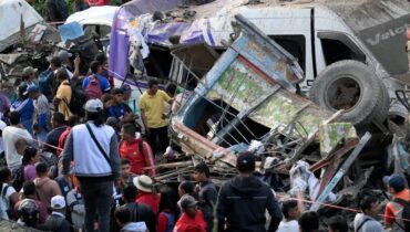 കൊളംബിയയിൽ ബോംബ് സ്ഫോടനം: 13 പേർ കൊല്ലപ്പെട്ടു, രാജ്യം തിരയുന്ന ഏറ്റവും വലിയ മയക്കുമരുന്ന്- ഭീകരനെ കുറ്റപ്പെടുത്തി പ്രസിഡൻറ് പെട്രോ