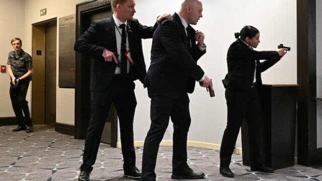 വൈറ്റ് ഹൗസ് കറസ്‌പോണ്ടന്റ്സ് ഡിന്നറിന് പുറത്ത് വെടിവെപ്പ്; ട്രംപ് സുരക്ഷിതൻ