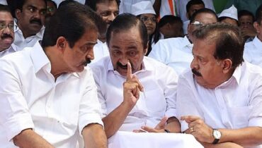 മുഖ്യമന്ത്രി കസേര ലക്ഷ്യമിട്ട് കോൺഗ്രസിൽ കരുനീക്കം സജീവം; ഫ്ലെക്സുകൾക്ക് പിന്നാലെ ‘എംഎൽഎ’മാരെ ഒപ്പം നിർത്താനും നീക്കം