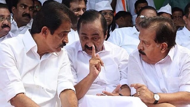 മുഖ്യമന്ത്രി കസേര ലക്ഷ്യമിട്ട് കോൺഗ്രസിൽ കരുനീക്കം സജീവം; ഫ്ലെക്സുകൾക്ക് പിന്നാലെ ‘എംഎൽഎ’മാരെ ഒപ്പം നിർത്താനും നീക്കം