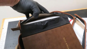 ബൈബിളിൽ മയക്കുമരുന്ന് പുരട്ടി ജയിലിലേക്ക് കടത്തി; യുഎസിൽ യുവതിക്ക് ആറ് വർഷം തടവ്