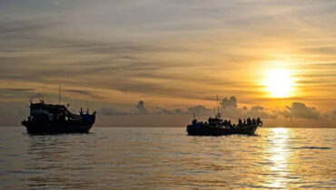 ഇന്ത്യൻ മഹാസമുദ്രത്തിൽ അഭയാർത്ഥി ബോട്ട് മുങ്ങി; 250 പേരെ കാണാതായി