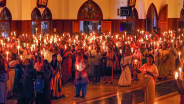 പ്രത്യാശയുടെ ഉദയം : ലോകമെങ്ങും വിശ്വാസികൾ ഇന്ന് ഈസ്റ്റർ ആഘോഷിക്കുന്നു, യുദ്ധം ലോകത്തെ വേദനിപ്പിക്കുന്നുവെന്ന് ലത്തീൻ അതിരൂപത ആർച്ച്‌ ബിഷപ്പ്