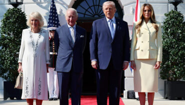 ബന്ധങ്ങൾ ഊട്ടിയുറപ്പിക്കാൻ ‘രാജതന്ത്രം’; 17 വർഷത്തിന് ശേഷം ബ്രിട്ടീഷ് ഭരണാധികാരി അമേരിക്കൻ മണ്ണിൽ, ചാൾസ് മൂന്നാമന് ഉജ്ജ്വല സ്വീകരണം