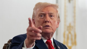 ഇറാൻ ചർച്ചകൾ പുനരാരംഭിച്ചേക്കും; സൂചന നൽകി ട്രംപ്; ഉപരോധം കടുപ്പിച്ച് യു.എസ്