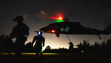 ഇറാനിൽ തകർന്നുവീണ യുഎസ് യുദ്ധവിമാനത്തിലെ രണ്ടാമത്തെ ഉദ്യോഗസ്ഥനെയും രക്ഷപ്പെടുത്തി; അതിസാഹസികമായ നീക്കമെന്ന് അമേരിക്ക, ഞങ്ങൾക്ക് അവനെ കിട്ടിയെന്ന് ട്രംപ്