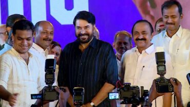 ആ സ്ഥാനത്ത് എത്തുക അത്ര ലളിതമല്ലെന്ന് വി ഡി സതീശനെ ഓർമ്മിച്ച് മമ്മൂട്ടി, ഈ നേട്ടത്തിൽ സന്തോഷമെന്ന് ചാക്കോച്ചൻ; മുഖ്യമന്ത്രിക്ക് വൻ സ്വീകരണം