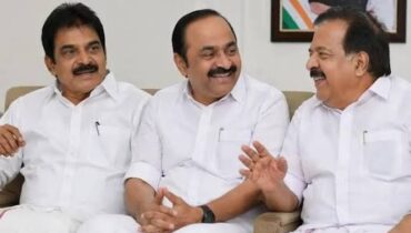 ഡൽഹിയിൽ  ഖാർഗെയുടെ നേതൃത്വത്തിൽ നിർണായക ചർച്ച, കെ.സി. വേണുഗോപാലിനെതിരെ ഡൽഹിയിലും ഫ്ലക്സ്
