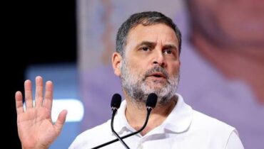 കേരളത്തിലെ മുഖ്യമന്ത്രി ചർച്ച; അതൃപ്തിയിൽ രാഹുൽ ഗാന്ധി,  തെരുവിലിറക്കിയവരെ കണ്ടെത്താൻ അന്വേഷണവുമായി ദേശീയ നേതൃത്വം
