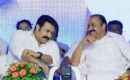 മുഖ്യമന്ത്രിയ്ക്കുള്ള സ്വീകരണ പരിപാടിയില്‍  മഹാനടൻ മോഹന്‍ലാലും; ഒരാളെ മുഖ്യമന്ത്രിയാക്കാന്‍ നാടൊന്നായി മുറവിളി കൂട്ടിയ അനുഭവം ചരിത്രത്തില്‍ വിരളം