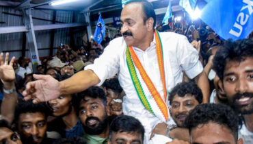 വി. ഡി. സതീശന് അനുകൂല തീരുമാനം വരാൻ ചക്കുളത്തുകാവിൽ ശത്രുസംഹാര പൂജ; വഴിപാട് നടത്തിയത് അനുയായികൾ