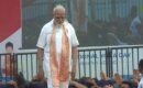 അന്താരാഷ്ട്ര യോഗദിനാഘോഷം: യോഗാഭ്യാസത്തിനിടെ പങ്കെടുത്തവരുടെ തെറ്റുകൾ തിരുത്തി പ്രധാനമന്ത്രി മോദി