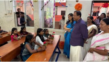 മിഠായി വിതരണത്തിലെ ‘അയിത്തം’ ആരോപണം സിപിഎമ്മിന്റെ കൊടുംവിഷം, ദേശാഭിമാനിക്കെതിരെ ആഞ്ഞടിച്ച് വി മുരളീധരൻ എംഎൽഎ
