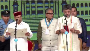 കർണാടകയിൽ ഡികെ യുഗം, ഭരണഘടനയെ തൊട്ട് സത്യപ്രതിജ്ഞ ചെയ്ത് അധികാരമേറ്റു; സാക്ഷിയായി ഖർഗെ, രാഹുൽ, സിദ്ധരാമയ്യ, വിഡി, കെസി