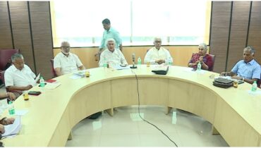 സിപിഎമ്മിൽ വീണ്ടും തെറ്റ് തിരുത്തൽ രേഖ; നേതാക്കൾക്ക് പാർലമെന്ററി സ്ഥാനമോഹമെന്ന് പൊളിറ്റ് ബ്യൂറോയുടെ വിമർശനം