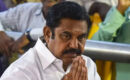 എടപ്പാടിക്ക് വീണ്ടും തിരിച്ചടി; വിജയ്നെ പിന്തുച്ച 21 വിമത എഐഎഡിഎംകെ എംഎൽഎമാരെ അയോഗ്യരാക്കാതെ സ്പീക്കർ