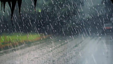 കണ്ണൂരിൽ കനത്ത മഴ: തളാപ്പിൽ പഴയ കെട്ടിടവും മതിലും തകർന്നു വീണു; തലനാരിഴയ്ക്ക് ഒഴിവായത് വൻ ദുരന്തം