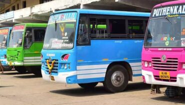 സ്വകാര്യ ബസുകൾ ഉടൻ പണിമുടക്കില്ല; വരുമാനം കൂട്ടാൻ കുറിയർ സർവീസിനും പരസ്യങ്ങൾക്കും അനുമതി; വിദഗ്ധ സമിതിയെ നിയോഗിച്ചു