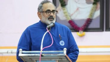 സുകുമാരന് നായര്ക്കെതിരെ ബിജെപി എന്ന വാർത്തകൾ സത്യവിരുദ്ധമെന്ന് രാജീവ് ചന്ദ്രശേഖർ; ‘താന്ത്രിക ചുമതല വിഷയത്തിൽ അഭിപ്രായം പറയുന്നതിന് പരിമിതി’
