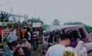 സ്കൂൾ വാനിൽ ട്രെയിൻ ഇടിച്ച് അപകടം, രണ്ട് വിദ്യാർഥികൾ ഉൾപ്പെടെ മൂന്ന് പേർ മരിച്ചു, നിരവധി കുട്ടികൾക്ക് പരിക്ക്