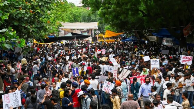 ചോദ്യപേപ്പർ ചോർച്ച: എൻ.ടി.എയിൽ വൻ ഉടച്ചുവാർക്കലുമായി കേന്ദ്ര സർക്കാർ; 47 ഉദ്യോഗസ്ഥരെ പിരിച്ചുവിട്ടു