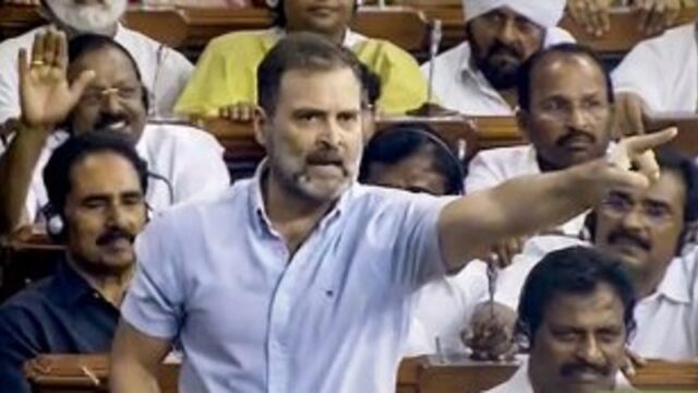അമിത് ഷാ പാർലമെന്റിലെത്താൻ ഭയക്കുന്നു, വിദ്യാഭ്യാസ മേഖലയുടെ ആത്മാവിനെ ആർഎസ്എസ് കവരുന്നു, ‘ഇഡിയറ്റ്’ ഉദാഹരണവുമായി രാഹുൽ ഗാന്ധി, സഭയിൽ തർക്കം
