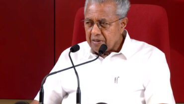 യൂണിവേഴ്സിറ്റി ഹോസ്റ്റൽ സംഘർഷം: ആഭ്യന്തരമന്ത്രിക്ക് കത്തയച്ച് പ്രതിപക്ഷ നേതാവ്; അക്രമികളെ പോലീസ് സഹായിച്ചെന്ന് പിണറായി