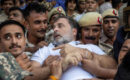 നീറ്റ് പ്രതിഷേധത്തിന് നേരെയുള്ള പൊലീസ് അതിക്രമം: പ്രധാനമന്ത്രി വിദ്യാർഥികളോട് മാപ്പ് പറയണം, കേസും പിന്‍വലിക്കണം, കടുപ്പിച്ച് രാഹുൽ ഗാന്ധി