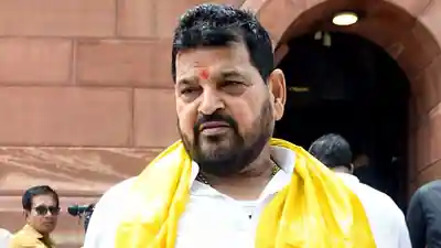 ഗുസ്‌തി താരങ്ങൾ നൽകിയ ലൈംഗികാതിക്രമ കേസിൽ ബ്രിജ് ഭൂഷണെ   വെറുതെ വിട്ട് കോടതി