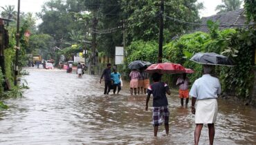 മഴ തുടരുന്നു: സംസ്ഥാനത്ത് 12 ജില്ലകളിൽ ഓറഞ്ച് അലർട്ട്, ദുരിതാബാധിത മേഖല മുഖ്യമന്ത്രി ഇന്ന് സന്ദർശിക്കും