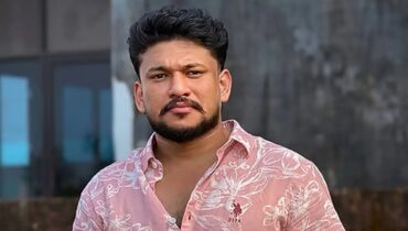 അര്‍ജുന്‍ ആയങ്കി ഒളിവില്‍ കഴിഞ്ഞതിന്റെ കൂടുതല്‍ വിവരങ്ങള്‍ പുറത്ത്; കൂട്ടുകാര്‍ സൈറ്റുകളില്‍ ജോലിക്ക് പോകുമ്പോള്‍ അര്‍ജുന്‍ കാറിലിരിക്കും