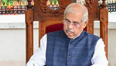 നിലപാട് വ്യക്തമാക്കി ഗവർണർ രാജേന്ദ്ര അർലേക്കർ; ഞാൻ വന്ദേമാതരം പൂർണമായും പാടും, അത് തന്നെയാണ് എന്റെ സന്ദേശം