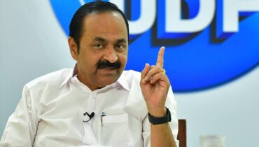 മെറ്റയില്‍ എനിക്കത്ര സ്വാധീനമുണ്ടെന്ന് കരുതുന്നുണ്ടോ; മെറ്റ കാര്‍ഡ് റിമൂവ് ചെയ്തതിനെതിരെ മാധ്യമങ്ങള്‍ പരാതിപ്പെട്ടാൽ സര്‍ക്കാര്‍ ഒപ്പം നില്‍ക്കുമെന്ന് മുഖ്യമന്ത്രി