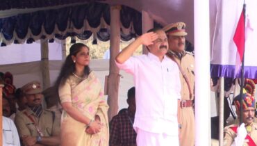 സംസ്ഥാനത്ത് സ്വാതന്ത്ര്യ ദിനാഘോഷ ചടങ്ങിൽ വന്ദേമാതരം പൂർണമായും ഒഴിവാക്കി: പ്രതിഷേധവുമായി ബിജെപി