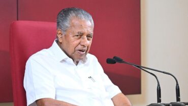 സിപിഐഎമ്മിനൊപ്പം നിന്നവർ തെറ്റായ നിലപാട് സ്വീകരിച്ചു;   ആളുകൾ മാറിച്ചിന്തിച്ചുവെന്നത് സംഭവിക്കാൻ പാടില്ലാത്ത കാര്യമെന്ന് പിണറായി വിജയൻ