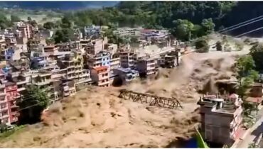കുത്തിയൊലിച്ചെത്തി ചെളിവെള്ളം, നേപ്പാളിനെ കണ്ണീരിലാഴ്ത്തി മിന്നൽപ്രളയം, 9 മരണം; 105 ഇന്ത്യക്കാരും 3 അമേരിക്കക്കാരും ഉൾപ്പെടെ 291 വിദേശികളെ കാണാനില്ല, കനത്ത നാശം
