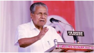 യുഡിഎഫ് സർക്കാരിന്റേത് ആർഎസ്എസ് പ്രീണനമെന്ന് പ്രതിപക്ഷ നേതാവ്, ‘വന്ദേമാതരം 7 വരിയിൽ കൂടുതൽ ചൊല്ലരുത്, സർക്കുലർ പിൻവലിക്കണം’; പിഎം ശ്രീയിലടക്കം വിമർശനം