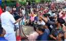 ജീവനക്കാർ ജീവനൊടുക്കേണ്ടിവന്നിട്ടും സിവിൽ സർവീസിലെ മുഖ്യമന്ത്രിയുടെ സ്ഥലംമാറ്റൽ ഭീഷണി അഹന്തയുടെ തെളിവ്, രൂക്ഷ വിമർശനവുമായി പ്രതിപക്ഷ നേതാവ്