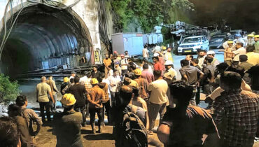 ഉത്തരാഖണ്ഡിൽ മിന്നൽപ്രളയം; നിർമാണത്തിലിരുന്ന തുരങ്കത്തിൽ ചെളിയും വെള്ളവും ഇരച്ചുകയറി 7 തൊഴിലാളികൾക്ക് ദാരുണാന്ത്യം