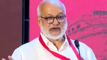 കേരളത്തിന്റെ നേട്ടങ്ങൾക്ക് പിന്നിൽ കമ്മ്യൂണിസ്റ്റ് പാർട്ടി, സതീശൻ സർക്കാരിന്റെ ബലഹീനതയിൽ തിരിച്ചുവരാം എന്ന് കരുതരുത്; തെറ്റ് തിരുത്തലിന് ആഹ്വാനം ചെയ്ത് ജനറൽ സെക്രട്ടറി