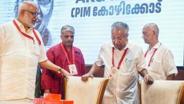 സിപിഐഎം വിപുലീകൃത സംസ്ഥാന കമ്മിറ്റി; ജില്ലാ കമ്മിറ്റികളിലും  സംസ്ഥാന നേതൃത്വത്തിലും അഴിച്ചുപണി വരുന്നു